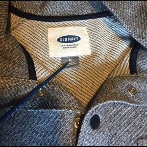 @ Old Navy sweater size medium (M‎ ) BA